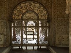 19 Delhi Red Fort Khas Mahal Tasbih Khana Marble Screen Carved With A Scale of Justice