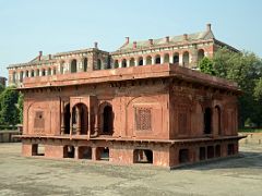 29 Delhi Red Fort Zafar Mahal With Old British Barracks Behind