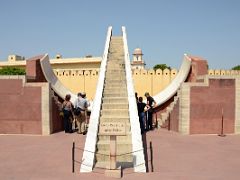 01 Jaipur Jantar Mantar Laghu Samrat Yantra Sundial