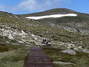 Hike To Rawson's Pass