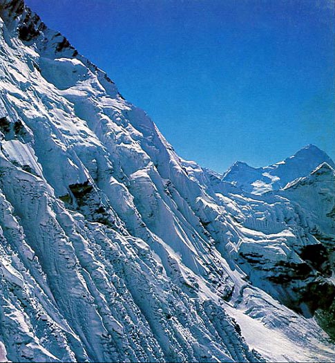 Lhotse Trekking Guidebooks, Books, External Links, DVDs